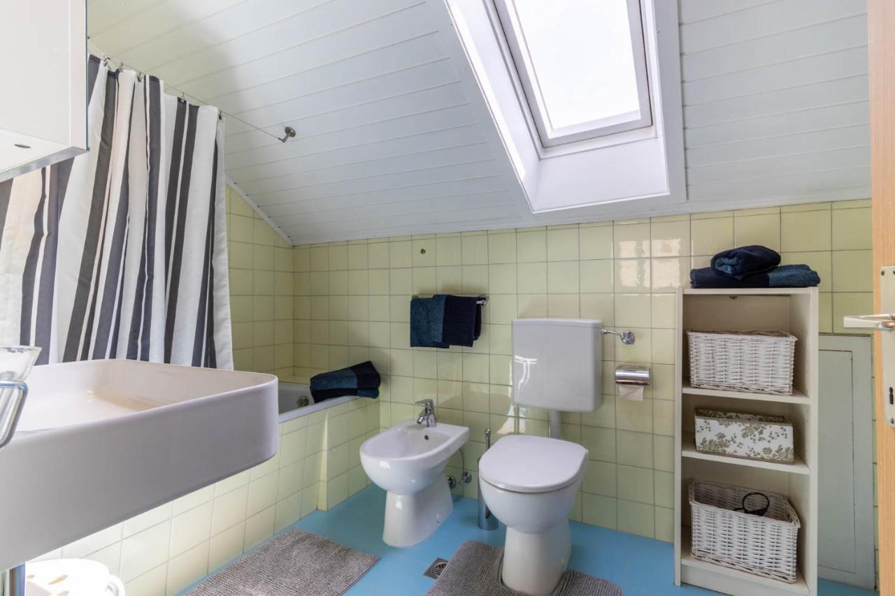 Central Attic - City View Brunico Bagian luar foto