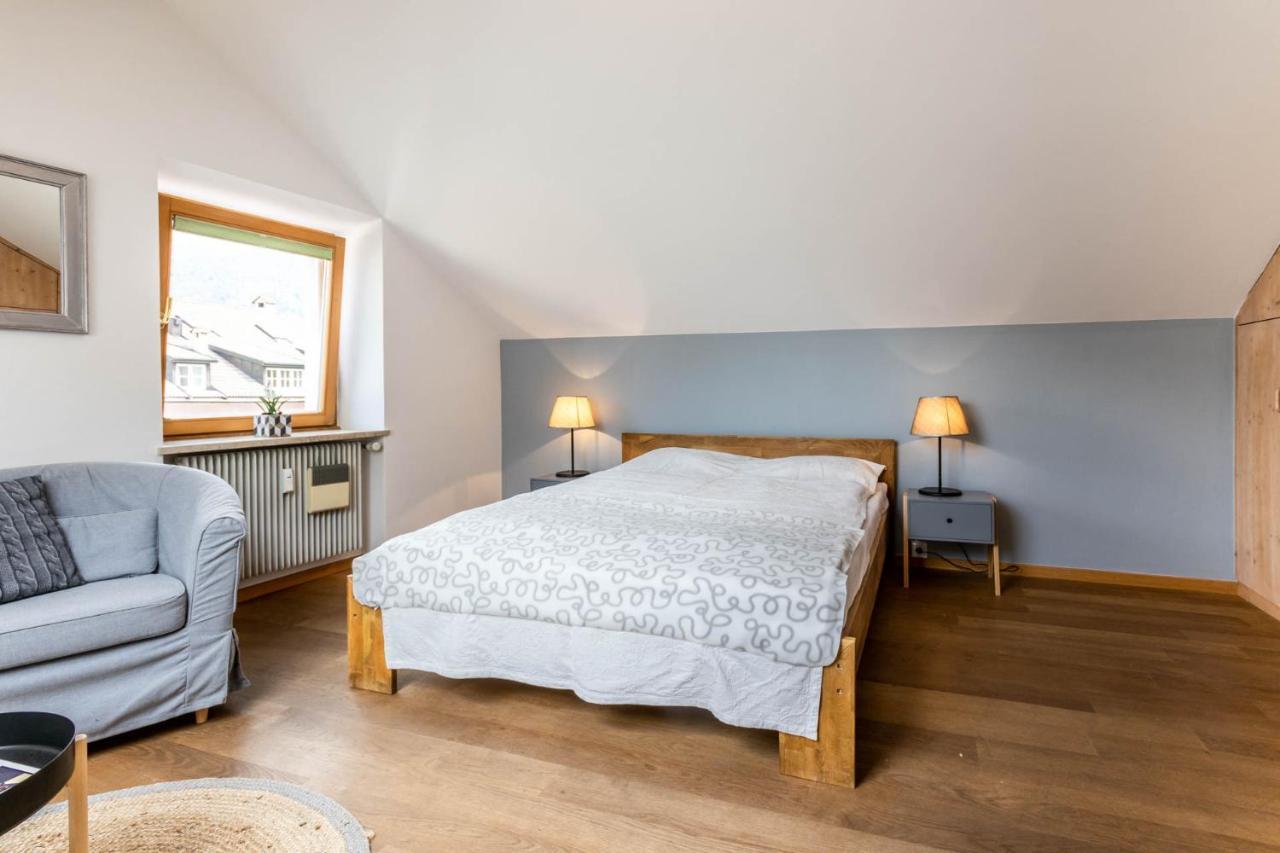 Central Attic - City View Brunico Bagian luar foto